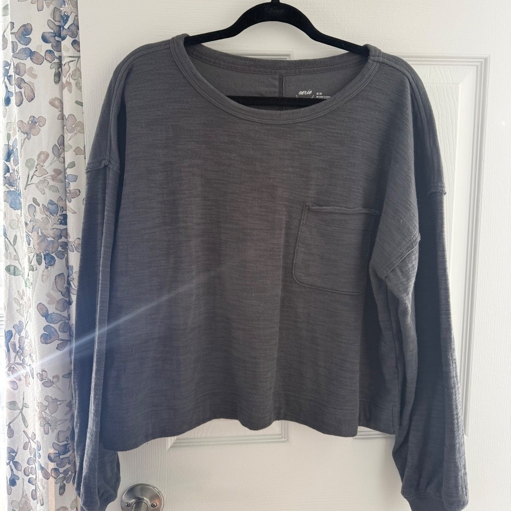 Aerie Charcoal Grey Long Sleeve Pocket Crewneck Pullover Sweatshirt Top Medium - Picture 4 of 7